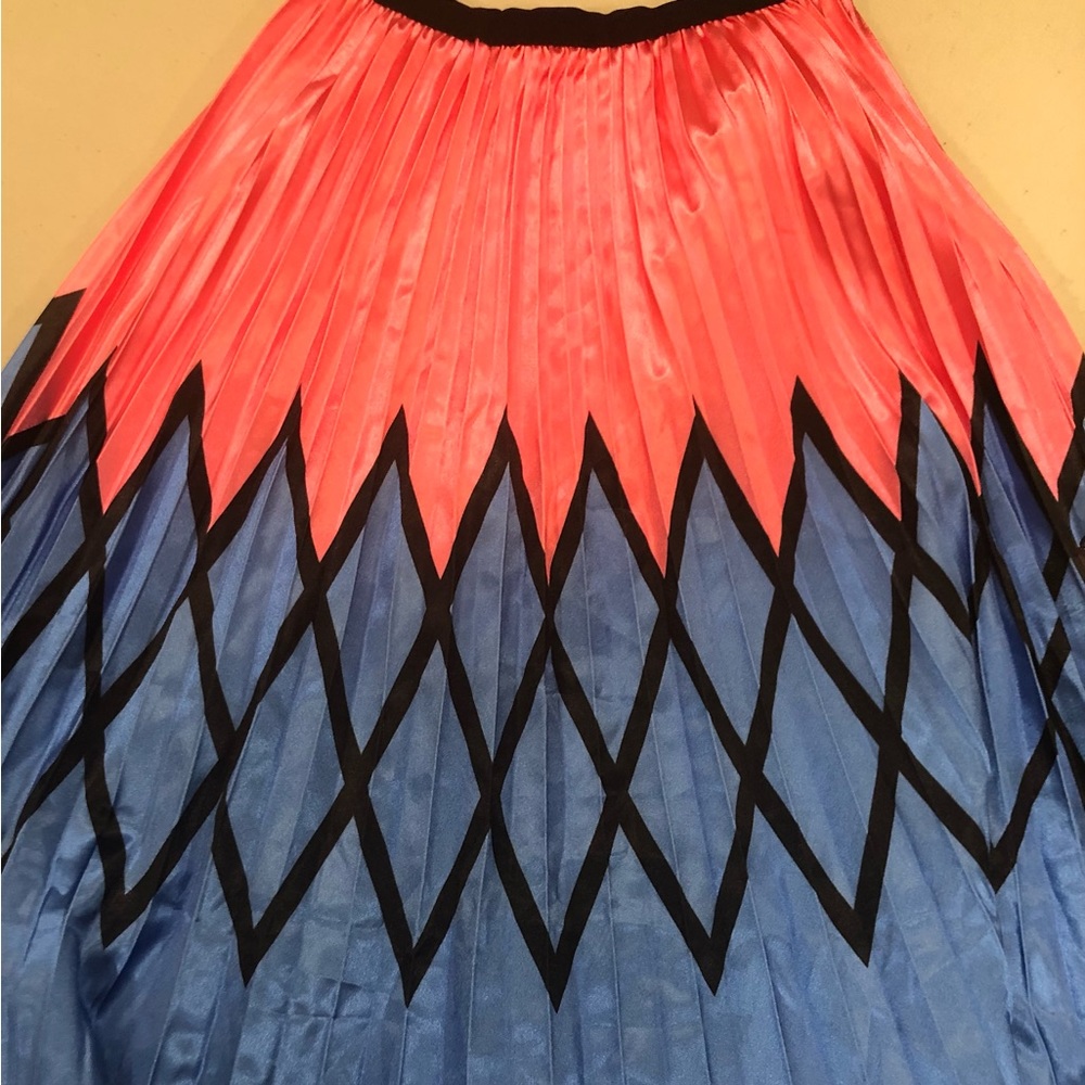 Skirt never worn